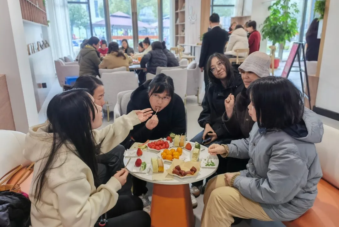 1-2405240Q640207 F88星宝(中国集团)官方网站